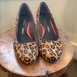 Rockport leopard print wedge